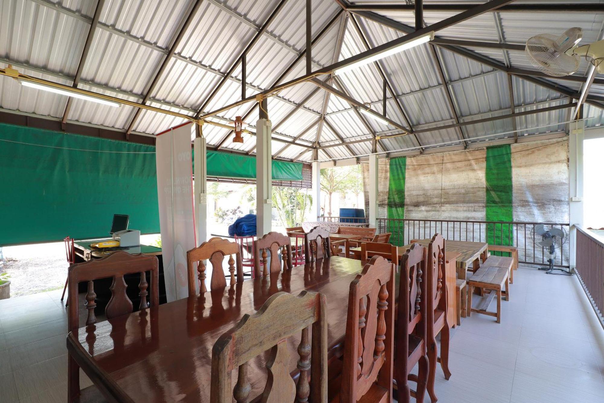 OYO 553 Kongsup Resort Lamphun Eksteriør billede
