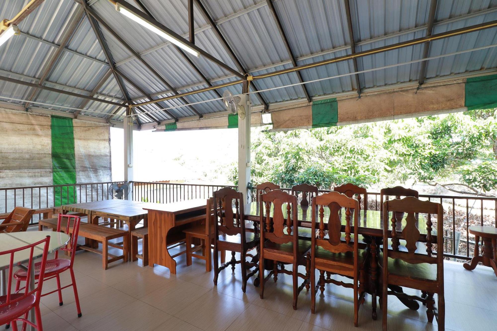 OYO 553 Kongsup Resort Lamphun Eksteriør billede